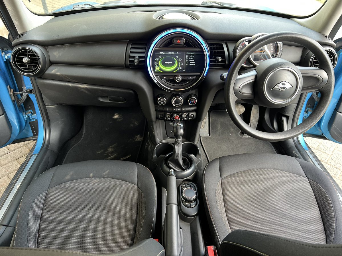 Autopedia_Inc's tweet photo. MINI COOPER
Year 2016
Blue
83,000 Kms

🏁1200cc TWIN TURBO Automatic
🏁Back Camera
🏁Premium Sound System
🏁Idling Start Stop System
🏁Keyless Entry
🏁Daytime Running Lights 
🏁Foglights 

ONLY KSH 1.53 M

Call or WhatsApp us 0736355555 https://t.co/YSJWi95wlj