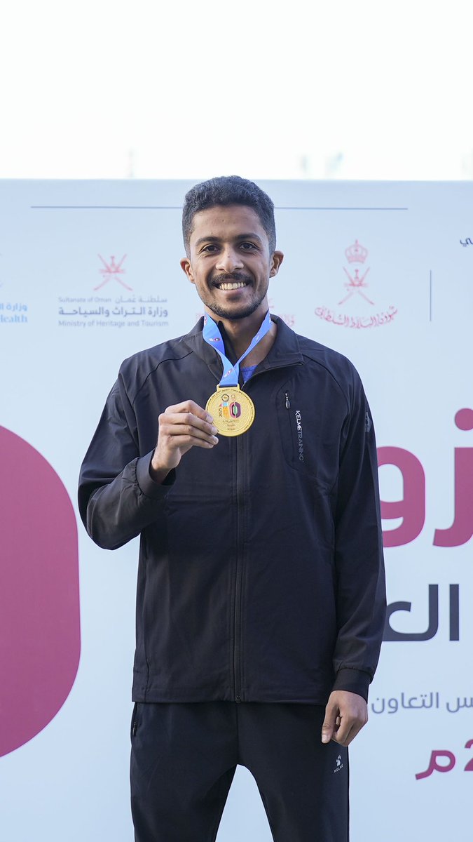 mohammedrunner's tweet photo. ذهبية 🥇سباق ٨٠٠ متر في بطولة الخليج للجامعات ومؤسسات التعليم العالي، ممثلاً #جامعة_السلطان_قابوس 
#الدورة_الرياضية_العاشرة 
#خليجنا_عزوتنا https://t.co/hw8RC0VVR4