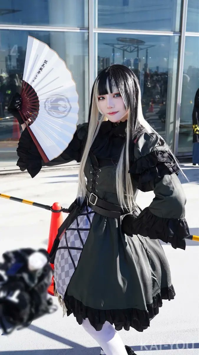 ホロライブ儒烏風亭らでんのコスプレが秀麗！ 和×ゴシックを完全再現