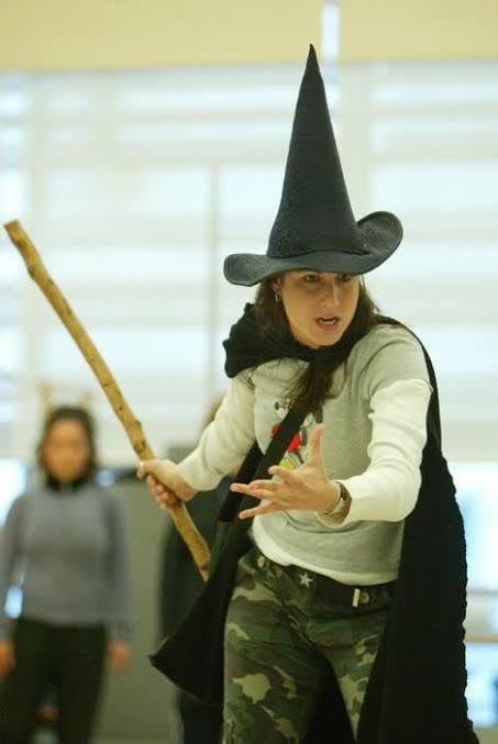 “Idina menzel is the best elphaba!” “No it’s cynthia erviro!” STEPHANIE J BLOCK!!!!!!!!!!!!