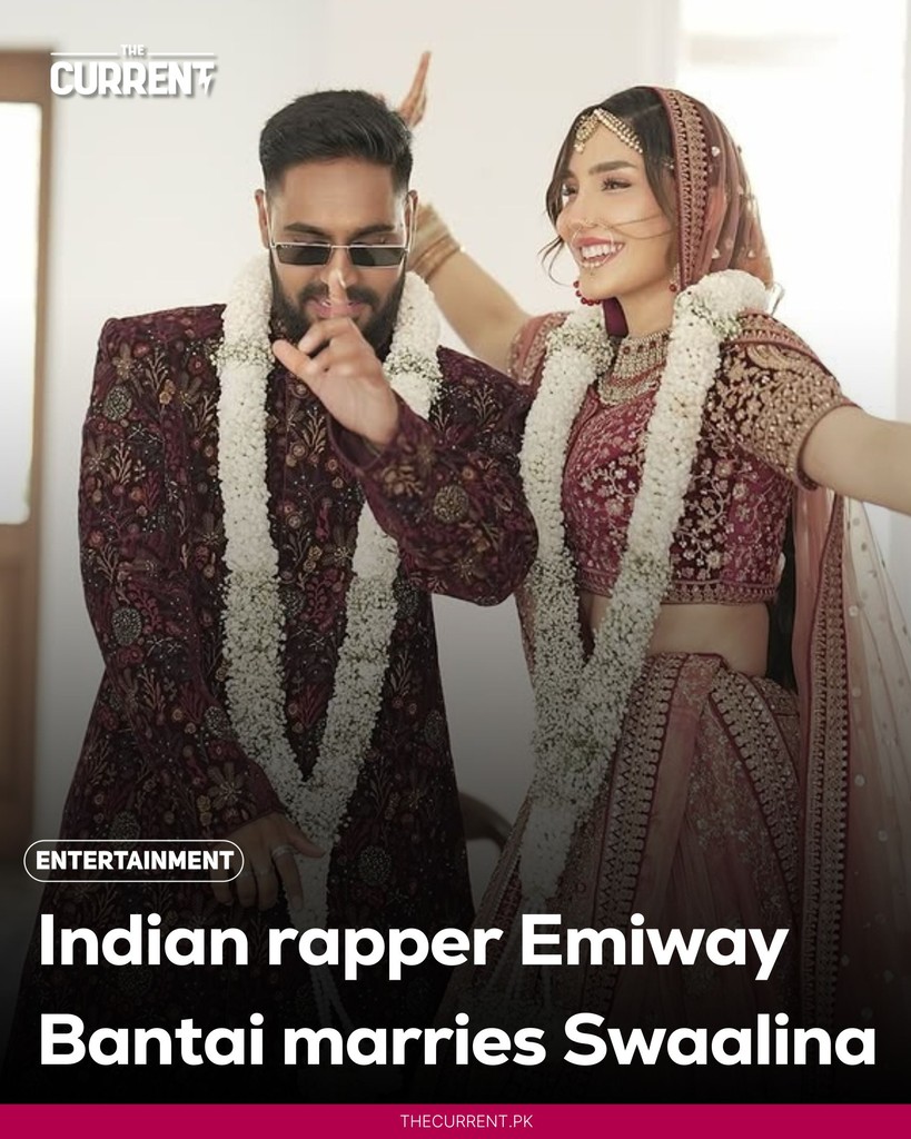 TheCurrentPK's tweet photo. Emiway Bantai surprised married Swaalina in a simple ceremony. The couple had worked together on the popular song Kudi in 2023. Fans are showering them with love and congratulations after seeing their wedding photos on Instagram.

#TheCurrent #EmiwayBantai #Swaalina https://t.co/9mRfEHeBTB
