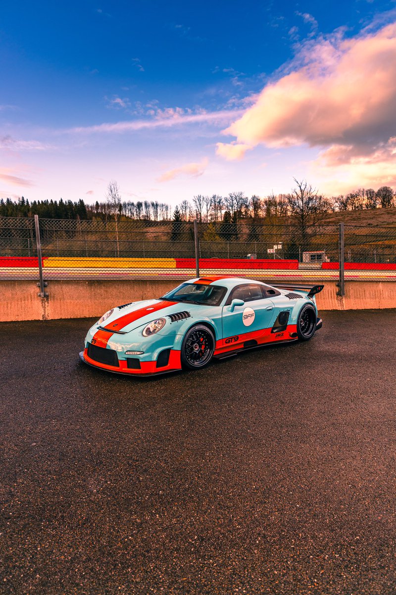 aka_valou's tweet photo. 9FF GT9CS 🏁🌆 https://t.co/HMaenhZ4jH