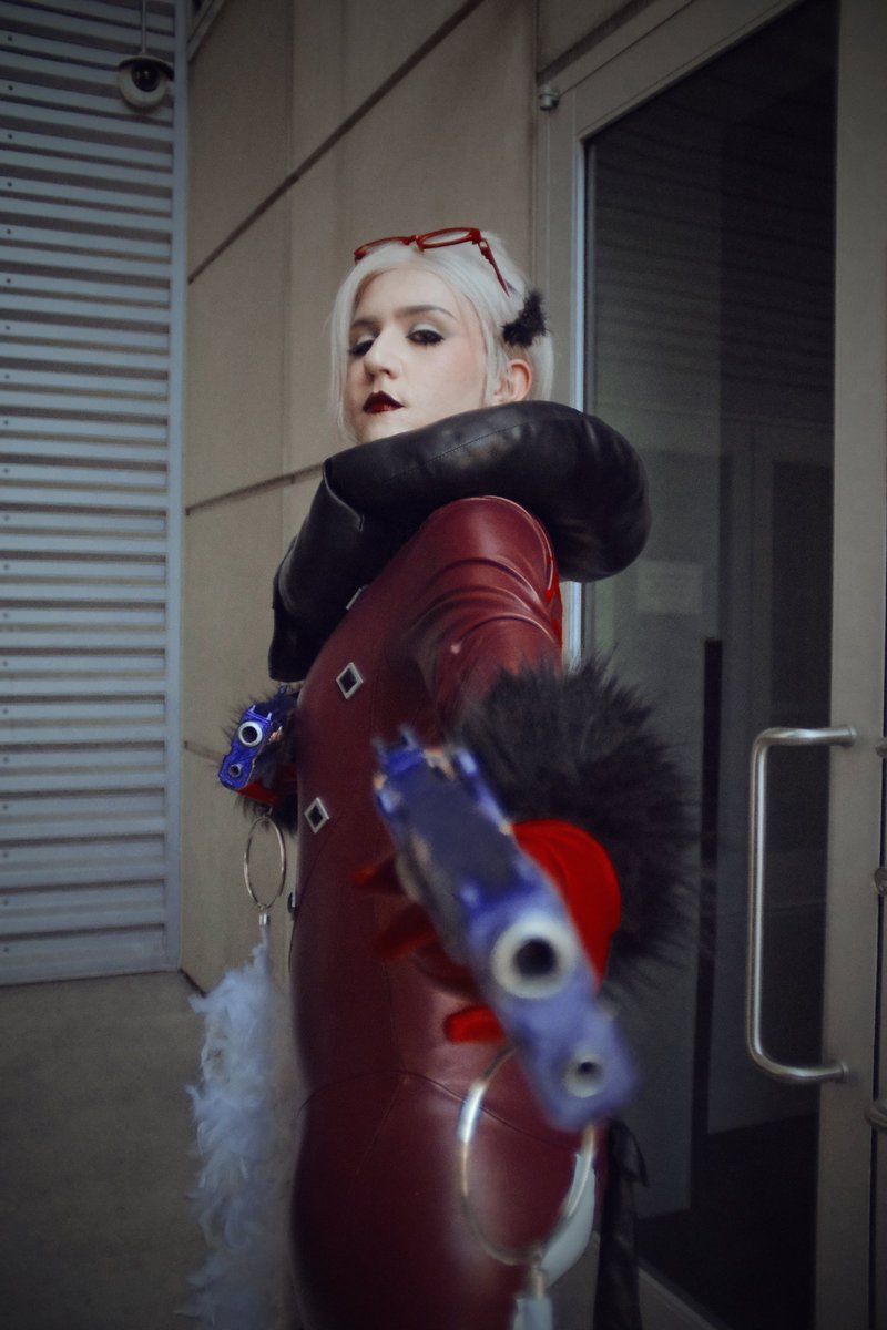 ginkosilverman's tweet photo. The Umbran Heiress ⚜️
📸: holland.olmos on instagram
#Bayonetta15th https://t.co/VybCMHy2qU