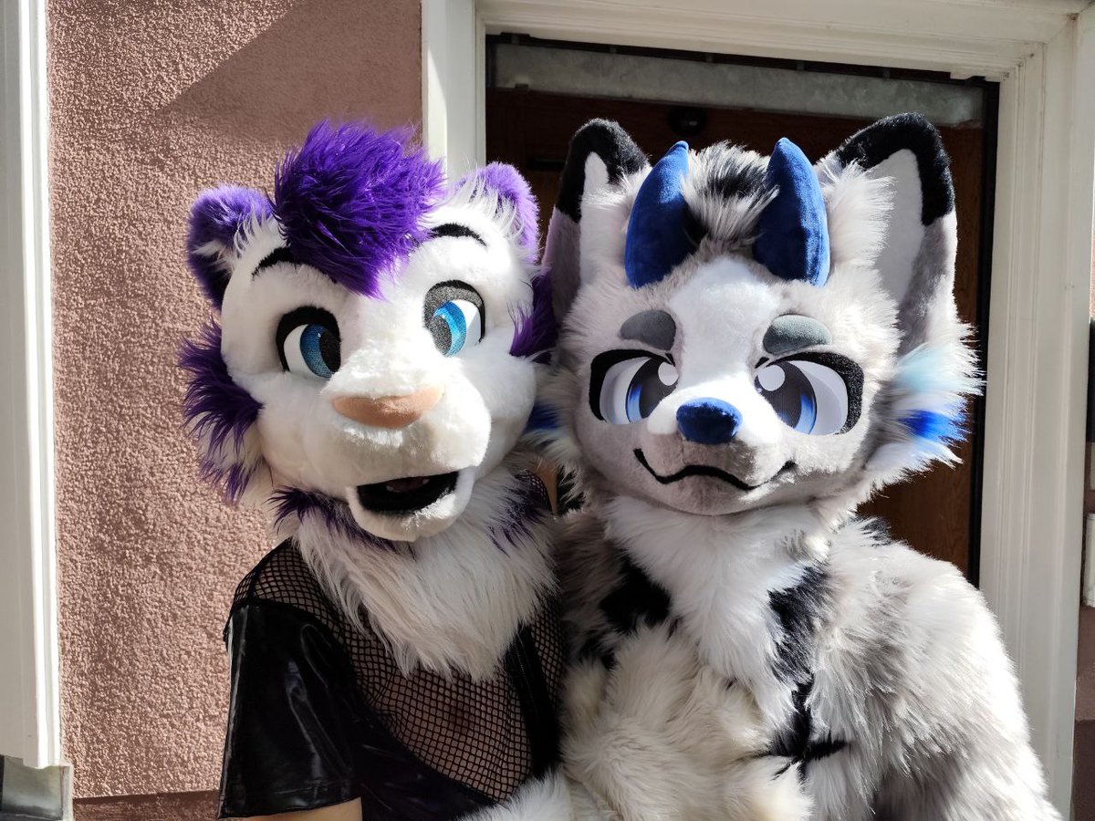 Folsom last year with <a href="/_Rubberhund/">_Rubberhund</a> 
#FursuitFriday