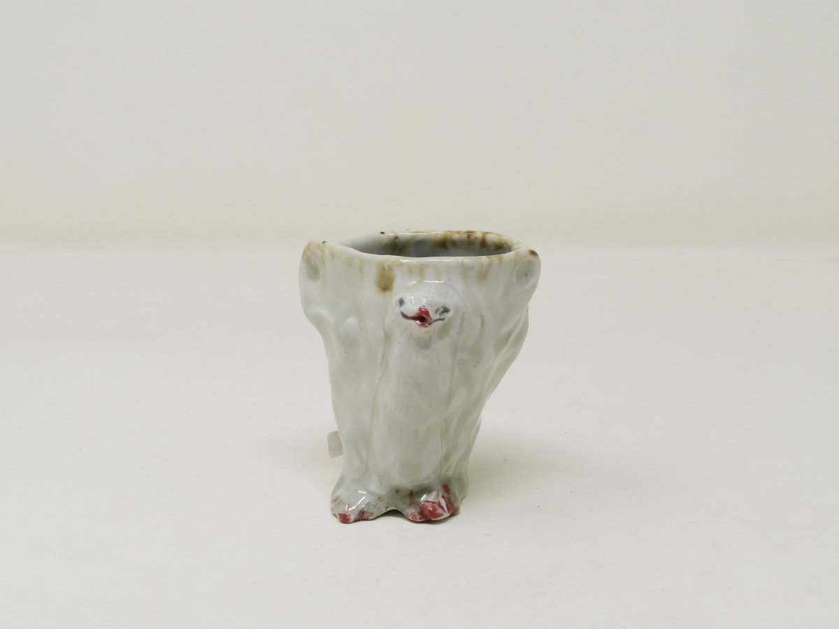PUNTO_spazio's tweet photo. 廣田哲哉さんのイキモノ器、花器、オブジェ作品など各種入荷しました。おもわず微笑んでしまうような可愛らしい動物たちは、全て廣田さんの空想上のイキモノたち。１つ１つ手捻りで作られた作品です。暮らしを楽しく彩ってくれますよ♪

水戸市実店舗&amp;BASEにて販売中です。
https://t.co/GyA6jbX4RB https://t.co/sRwnwJJsQ4