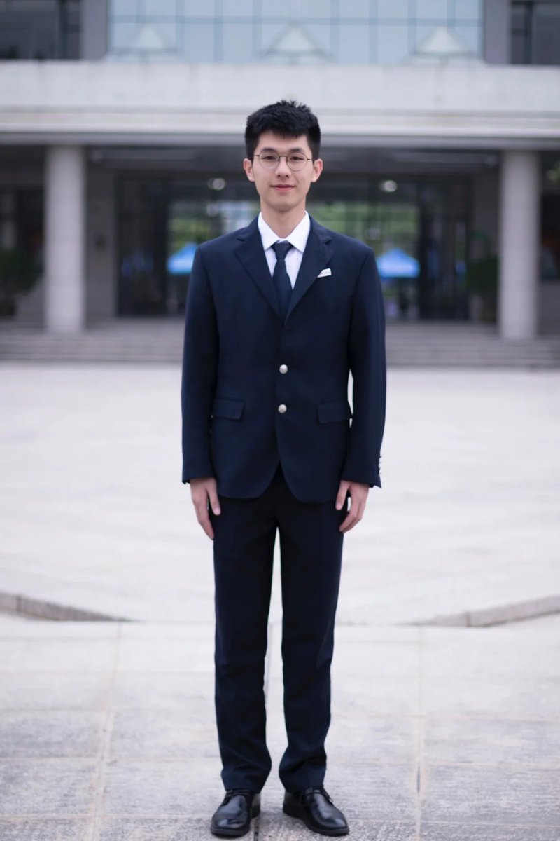 Alan Yuan tweet media