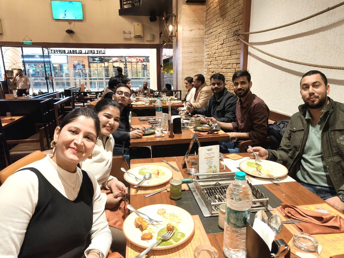 empxtrack's tweet photo. Bowling, bonding, and a delicious lunch made for a perfect company outing at #Empxtrack. The day was filled with laughter, strikes, and delightful moments. 🎉
#companyouting #teambuilding #workfun #workplaceculture #teamgoals #companyculture #teamcelebration #bowling #funatwork https://t.co/jYk9027jxX