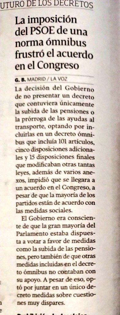 QFueso's tweet image. La hipocresía, el cinismo y las estrategias rastreras definen la forma de actuar de Pedro Sánchez.
Le importa un pimiento los #pensionistas o las ayudas al #trasporte.
 Lo único que busca es desprestigiar a la derecha.

Es un mezquino