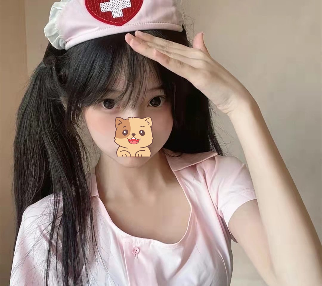 susu_056's tweet photo. 今天是可愛小護士哦  哥哥會想要小護士為你服務嗎 #cos #小護士 #清純可愛 https://t.co/UDMIliGUs0