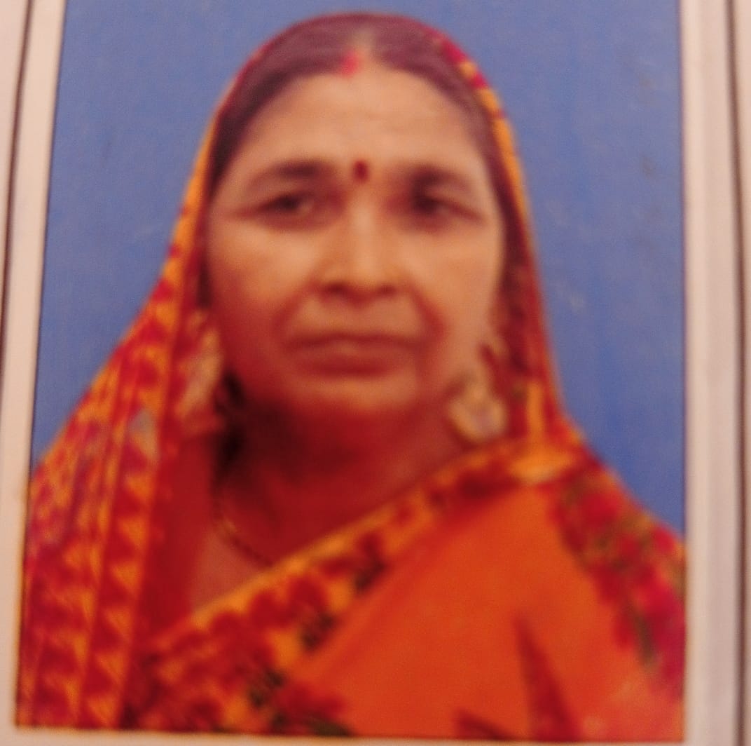 #आर्थिक_तंगी_में_मरते_शिक्षामित्र
आज 24-1-25 को एक और शिक्षामित्र मृत्यु का शिकार हो गई
शीला देवी ~ प्रा०वि०कटवांस, कोपागंज,मऊ
आर्थिक तंगी के कारण समुचित इलाज न करा पाने के कारण मृत्यु हो गई 
मा० <a href="/myogiadityanath/">Yogi Adityanath</a> जी
आर्थिक तंगी दूर कीजिए 🙏
नहीं यूं ही मरते रहेंगे शिक्षामित्र