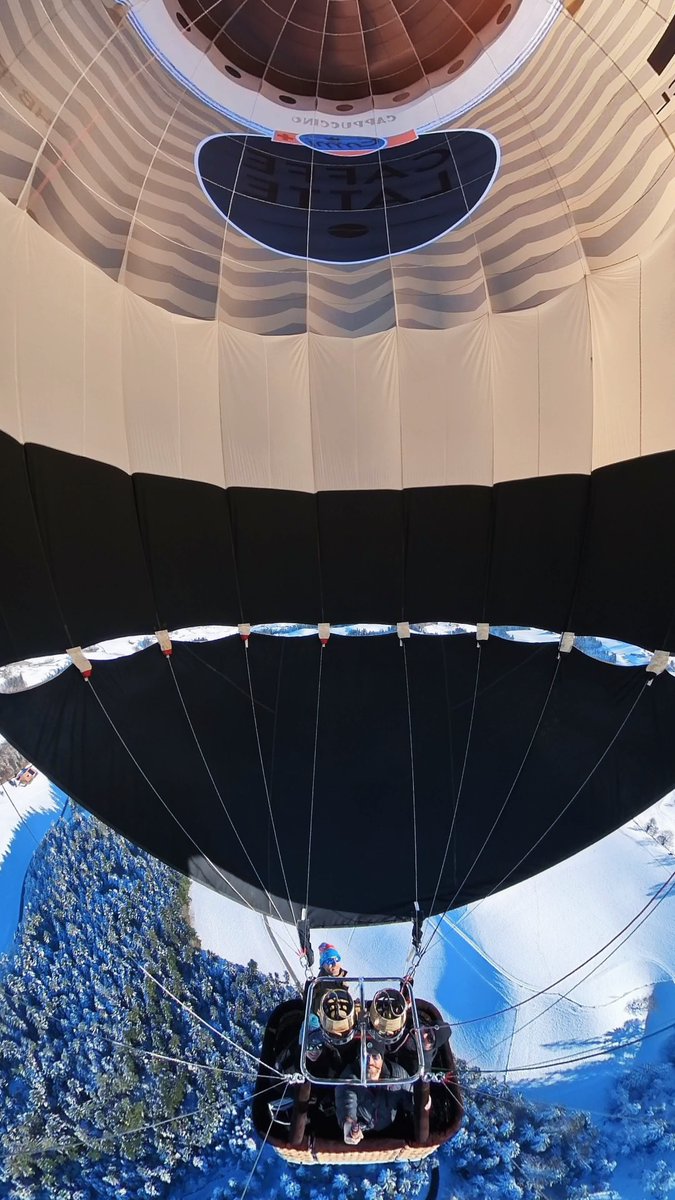 Making its @festivalballons debut over the next seven days : Cameron Special Shape Emmi Caffè Latte Cup, flown by Patrick Hilfiker of operator Ballon Pirat. 

One of several new Cameron balloons due to appear in Château-d'Oex from tomorrow. ☕🇨🇭