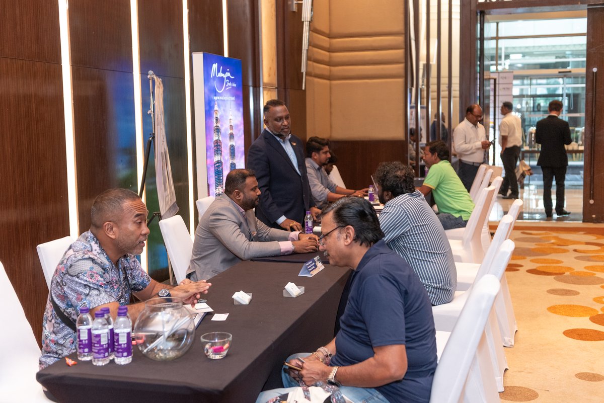 PCEB_MY's tweet photo. The B2B session of the Penang Roadshow to India in Chennai was a vibrant and engaging platform, fostering meaningful connections between Penang and Indian stakeholders.
#PCEB #PRTI2025 #DiscoverPenang #Chennai #B2B #Collaboration #BElonginPenang #BusinessEventsPenang https://t.co/5mai4ttBOm