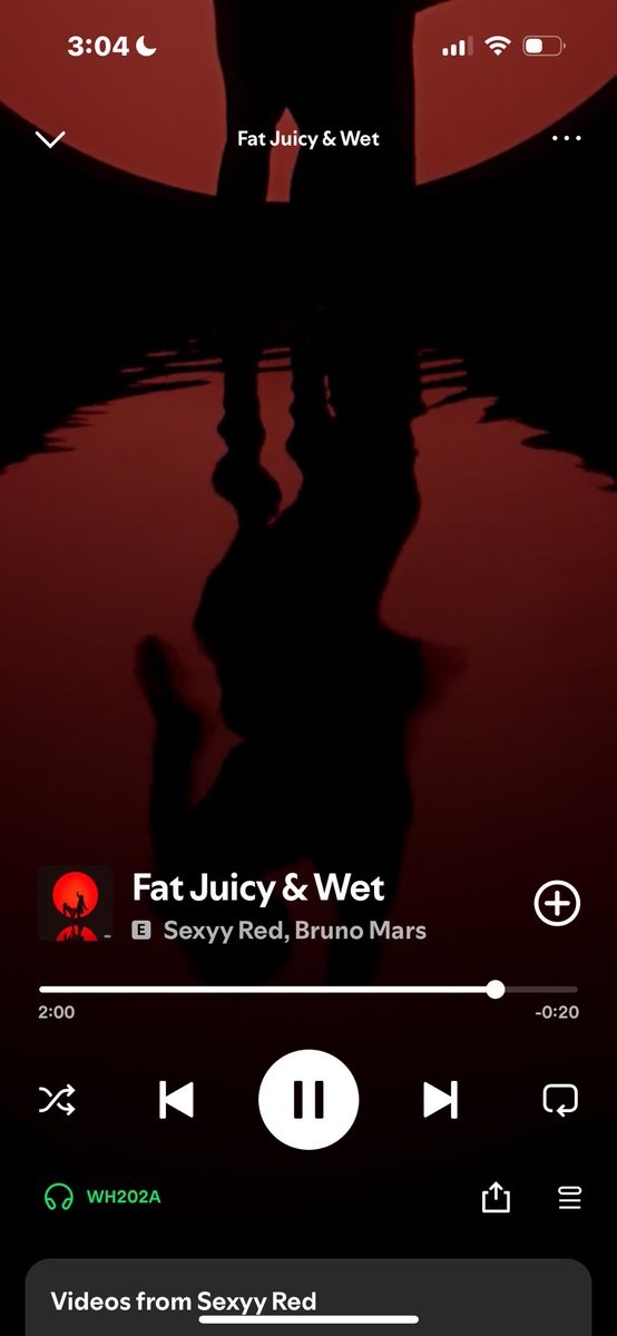 King_Tree_101's tweet photo. Bruno Mars finally has one song that’s ass https://t.co/H6M0twOjqk