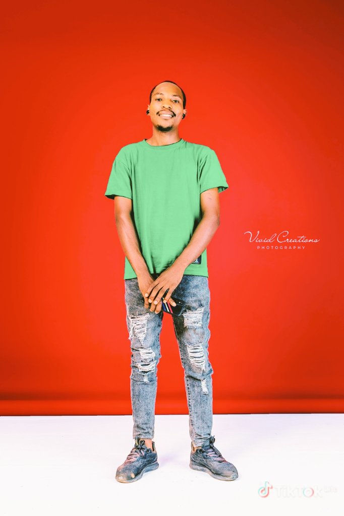 Constecent's tweet image. The day is approaching 😊😊😊