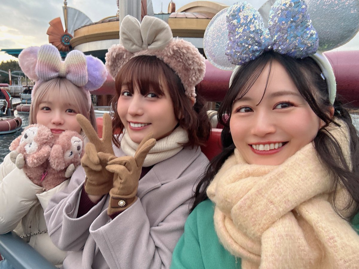 Haruka26s's tweet photo. イルマディズニー🌳🎼
してきたんだ〜〜〜✌️

いっぱい乗れて食べて大満足🥨🍺 https://t.co/M5hQDsFxZ5