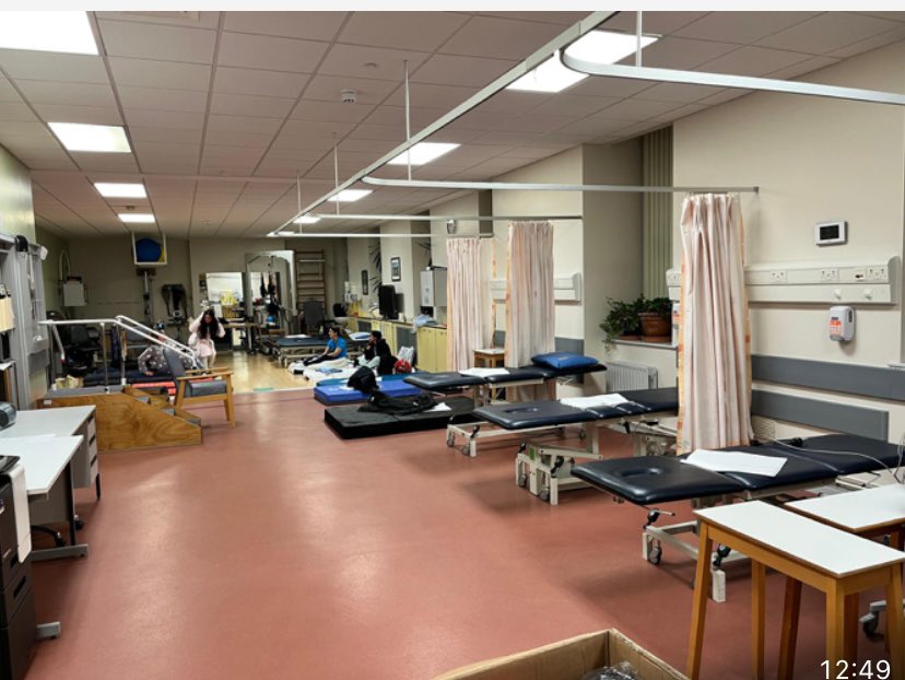 TipperaryUH's tweet image. How resilient are we in the HSE two weeks after a snow event we managed to accommodate over 200 staff on mattresses,beds and floor space to ensure we cared appropriately for our patients .Thanks to all staff across every grade for your commitment to the service @HSEDubSouthEast