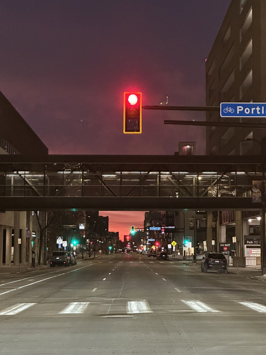 Chey Cab tweet media