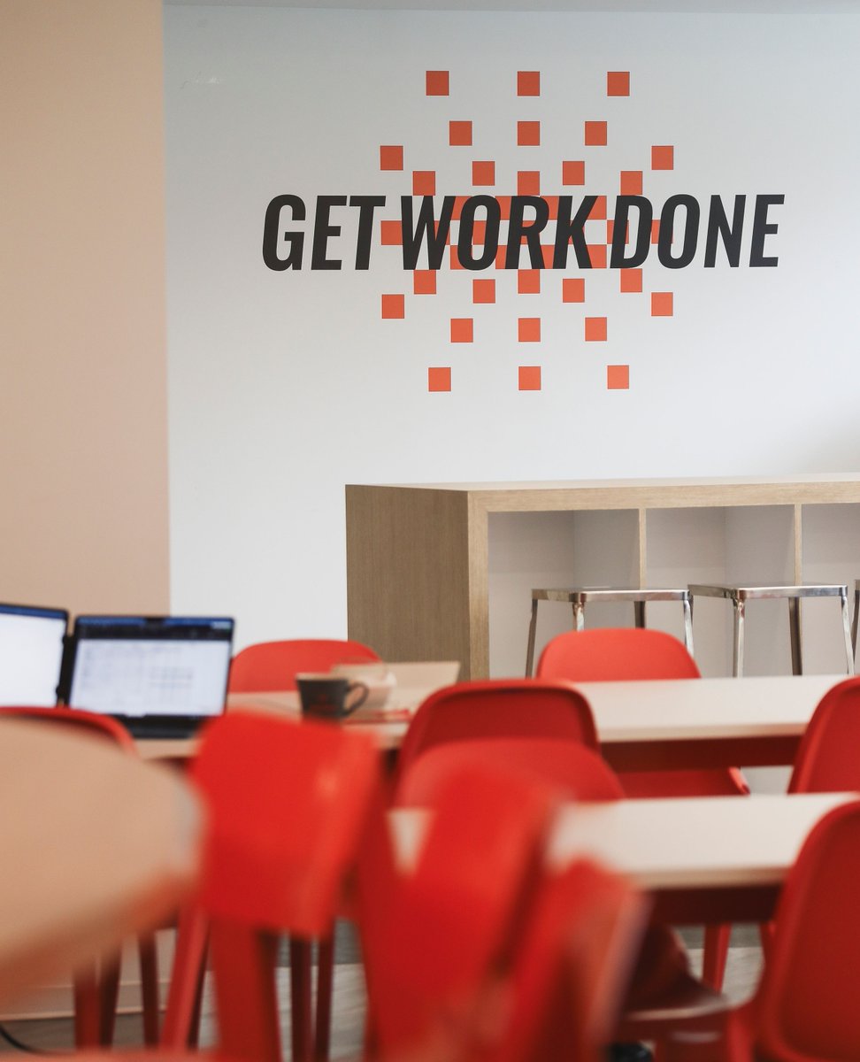 Serviced offices are generally bigger suites with private amenities designed for larger teams, while coworking spaces typically offer smaller private offices options. However, both models are hospitality-inspired, meaning high-touch service is a foundational element.