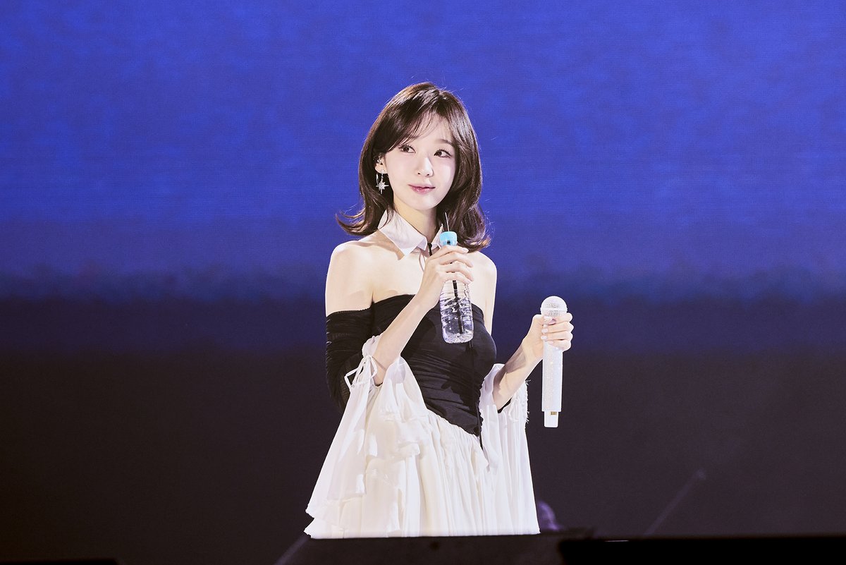 officialDAVICHI's tweet photo. 2025 DAVICHI CONCERT <𝑨 𝑺𝒕𝒊𝒕𝒄𝒉 𝒊𝒏 𝑻𝒊𝒎𝒆>
Behind The Scene Minkyung
다음에도 다 같이 ‘하나, 둘, 셋!’ 해주실 거죠?
여전히 여러분의 환호 소리에 살고 있는 민경의 눈부셨던 순간들을 공개합니다💓
🔗https://t.co/i9Ij8fRWM9
#다비치 #DAVICHI
#AStitchinTime https://t.co/3DpXaRp08K