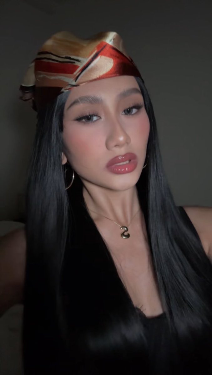 SHEENA LET ME BREATHE OMG