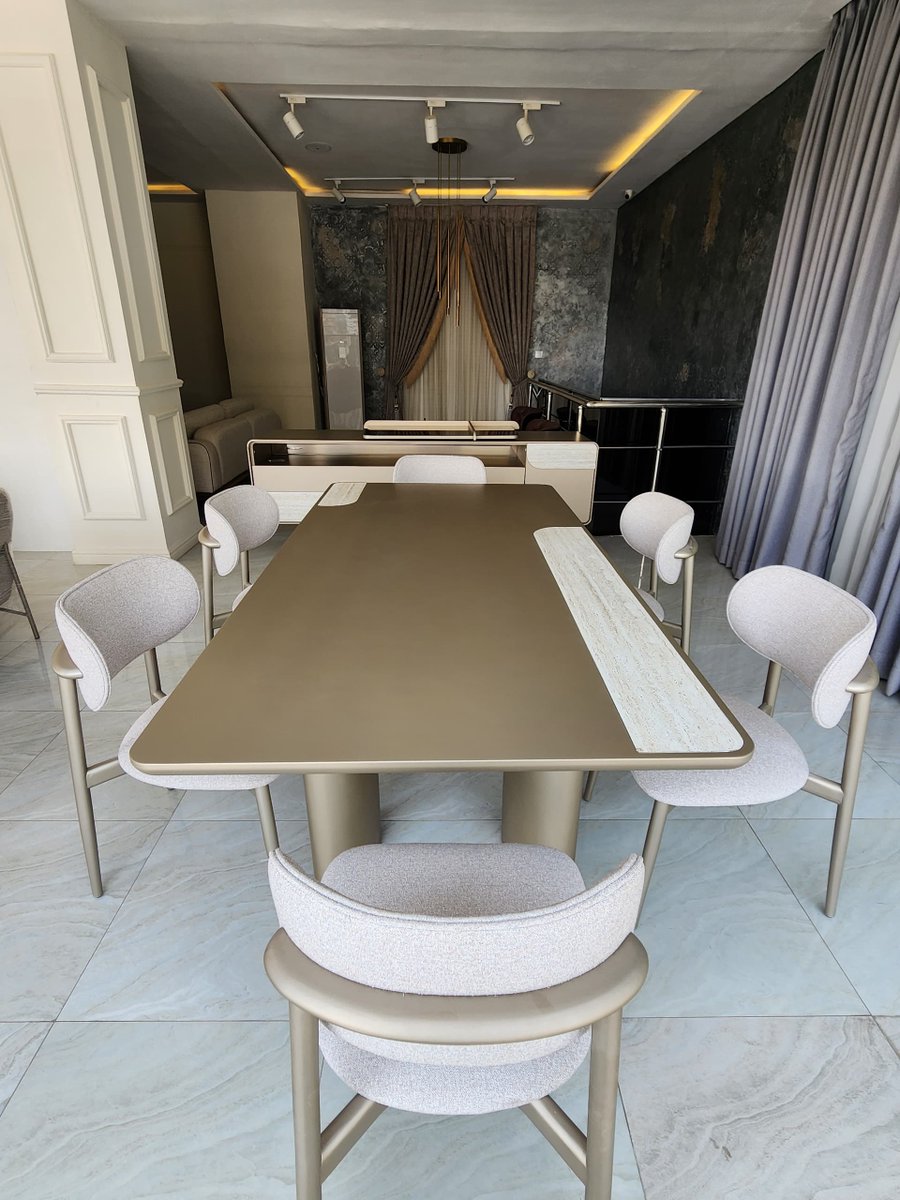 tilinteriors's tweet photo. Upgrade your home with this sleek and stylish furniture set.

Comfort and elegance designed to fit your lifestyle.

Send a DM to place an order.

#Til #Interiors #AbujaTwitterCommunity https://t.co/pGtngHKrnr