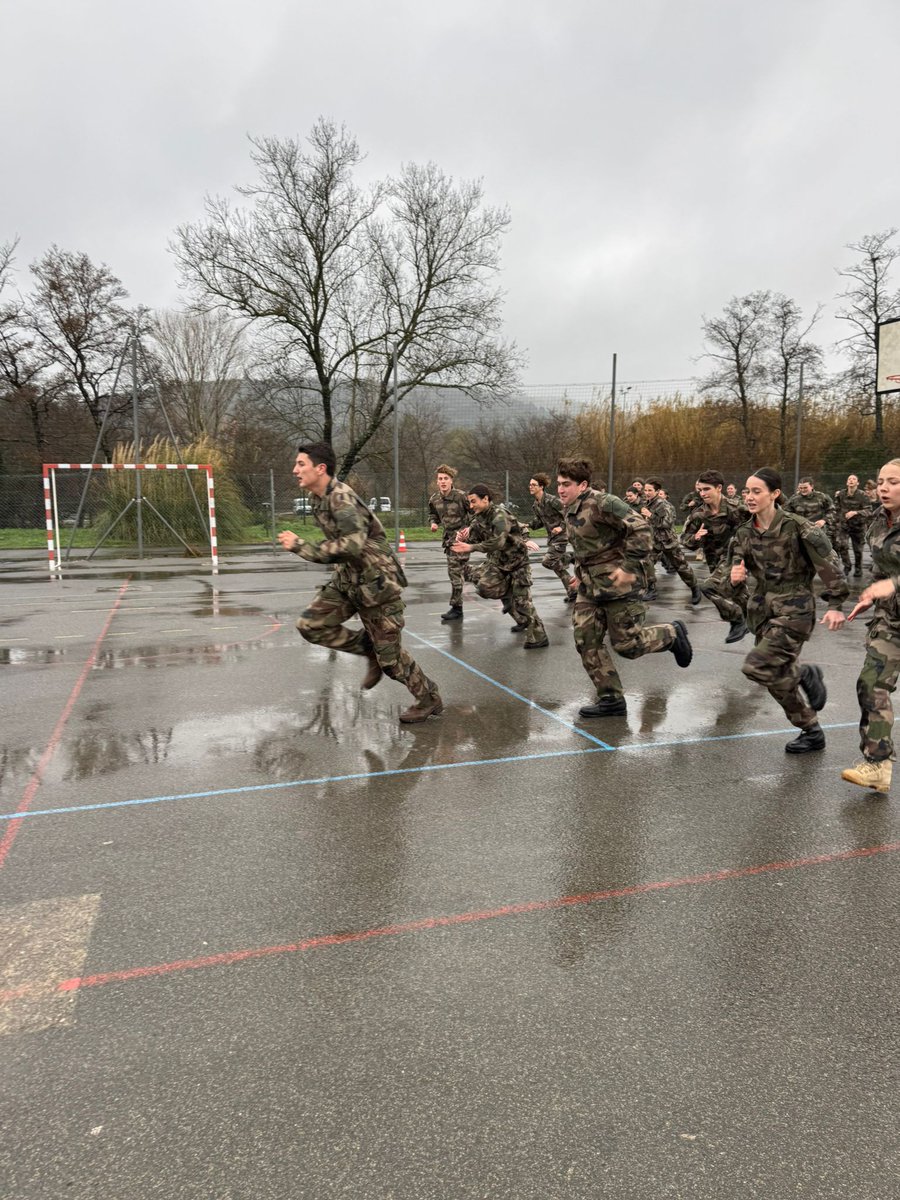 Collège Victor Hugo - Gassin tweet media