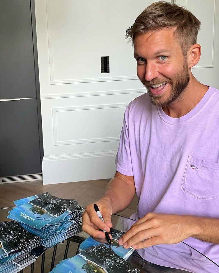 thumbnail-Calvin Harris