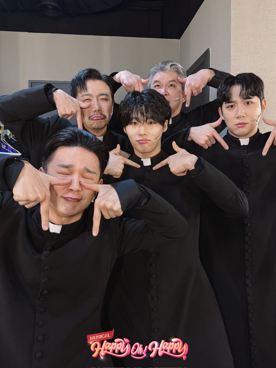 CK_ART_Works's tweet photo. 뮤지컬 < 해피 오! 해피 >⛪
" ɢᴏᴏᴅ ʙʏᴇ ʜᴀᴘᴘʏ ᴏʜ! ʜᴀᴘᴘʏ "
 
❤︎원혁❤︎ 프란치스코 신부님의 
해피 오! 해피 초연 마지막 공연 완료!

-
뮤지컬 < 해피 오! 해피 > 
𝟐𝟎𝟐𝟒. 𝟏𝟏. 𝟐𝟐 - 𝟐𝟎𝟐𝟓. 𝟎𝟏. 𝟐𝟔      
더굿씨어터 https://t.co/WK5G3NY2Gh