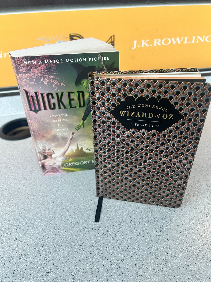 reading_toan's tweet photo. New books โผ๏ธ: we have launched our @Literacy_Trust Wicked Writing competition. This challenge focuses on persuasive writing to create change in our communities. Weโve got a beautiful illustrated copy of Wizard Of Oz for pupils to read in the library. ๐ @OldhamAcademy #TEAMTOAN https://t.co/5XRDntWVi5