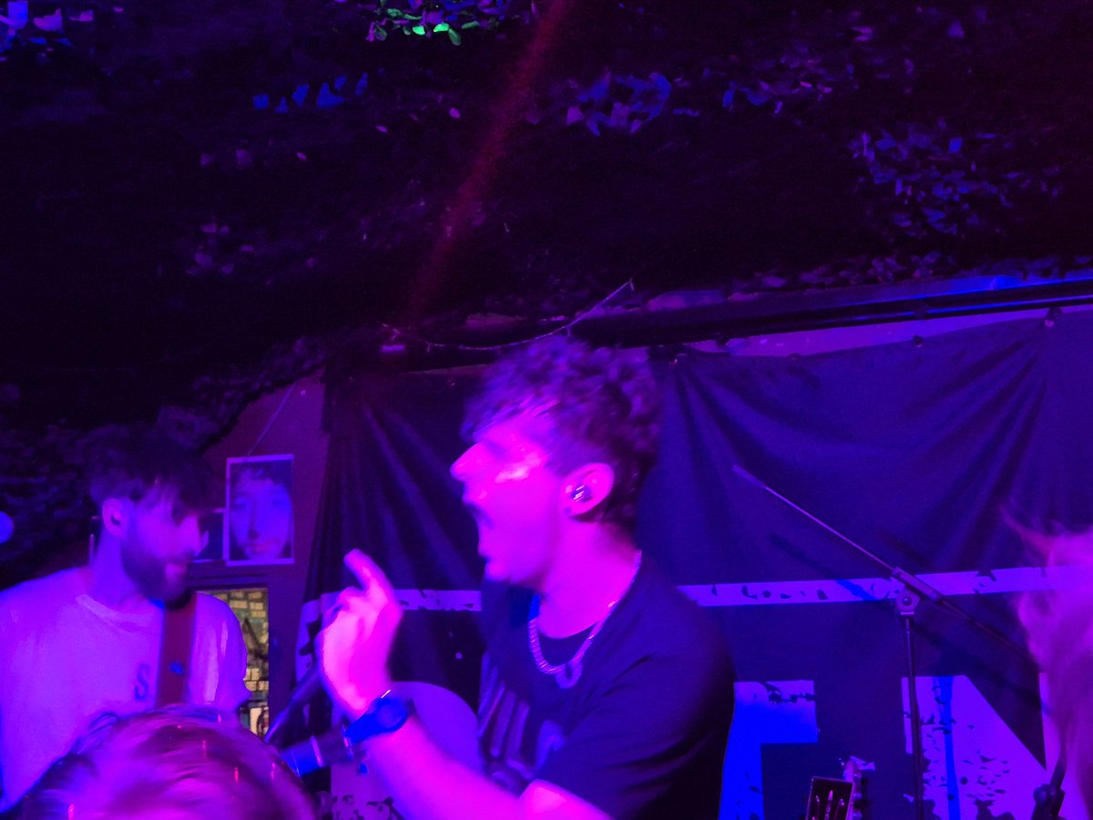 JamesCurran6's tweet photo. A Kind of Acoustic couple of days. Saw Pet Needs last night in Northwich to be followed by listening to their new album on glorious green vinyl later on. Loved the stripped back sound last night - Fear for the Whole Damn World was something else https://t.co/7acSsEh7F8