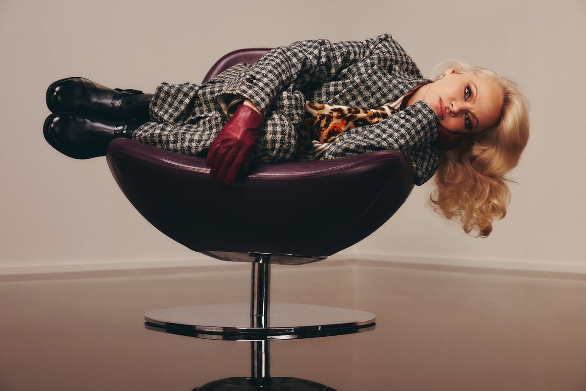 Nina Garcia tweet media