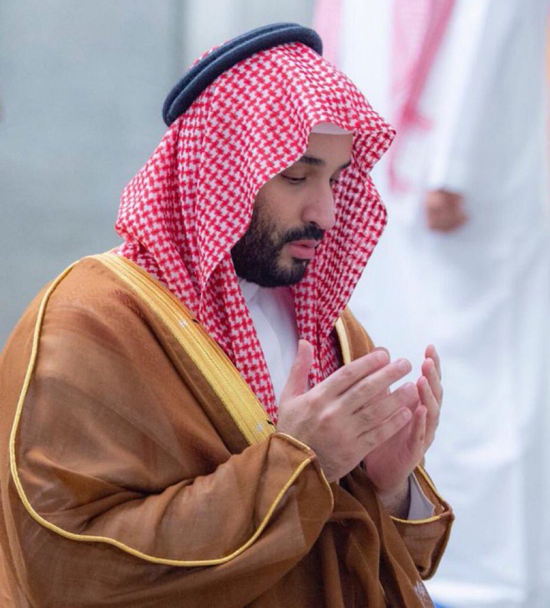KING_MBS_'s tweet photo. اللهمّ إنا نحبه، فأحفظه بعينك التي لاتنام 🤍 https://t.co/dsPLLmsuAl