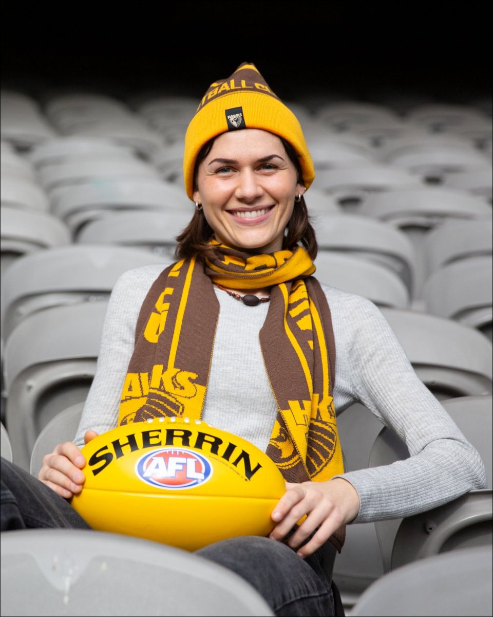 Merino Wool Scarves 🧣 and Beanies 🎉​​​​​​​​​The scarf is made of 100% Australian merino wool, providing unmatchable warmth for supporters at chilly game nights. #YourTeamYourStore​​​​​​​​​Available in throwback edition, shop online and in-store.