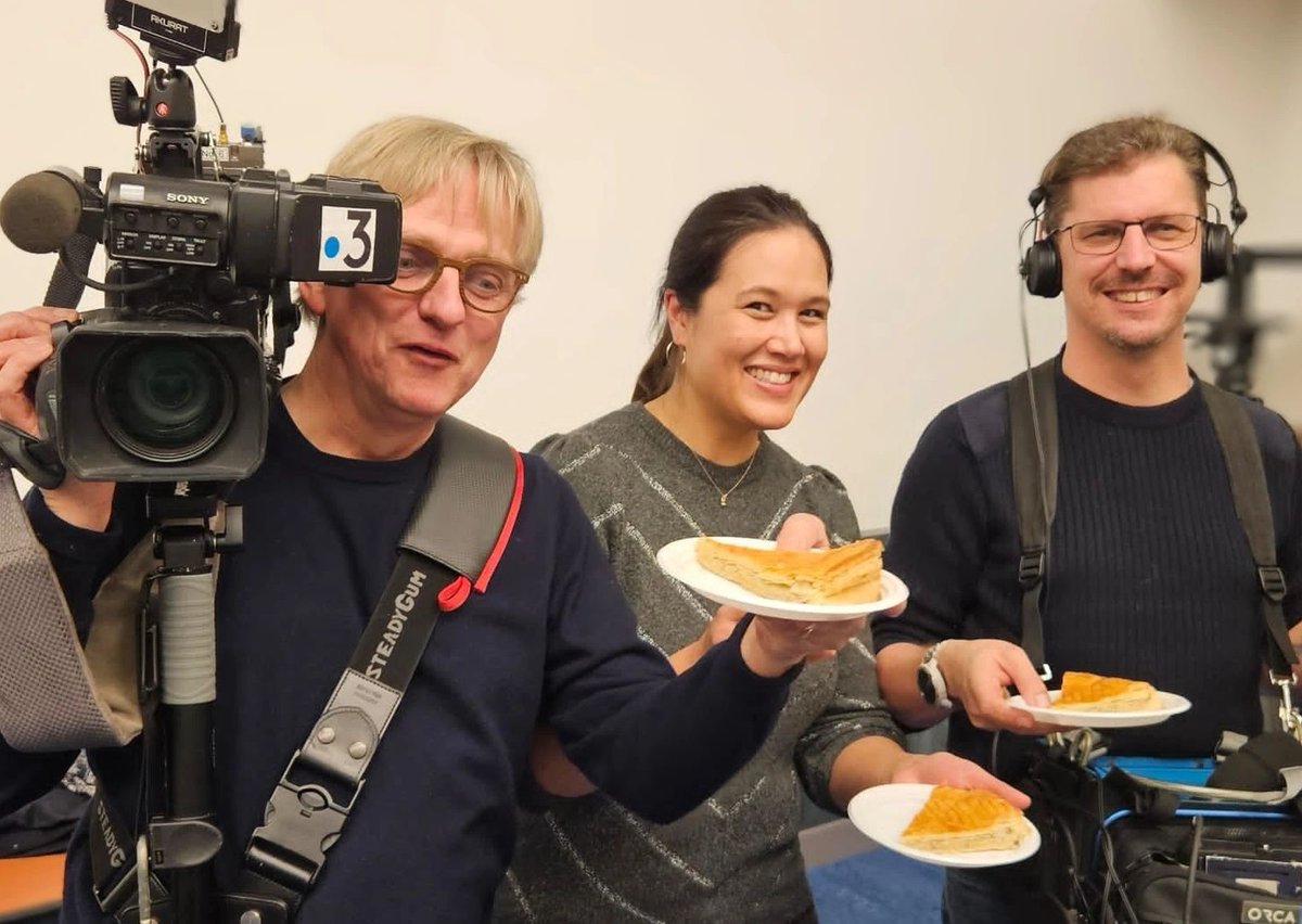 Do you like it? Order now on our website. SteadyGum, not the cake 😁. Thanks to Marc Béteille for posting this fun photo.