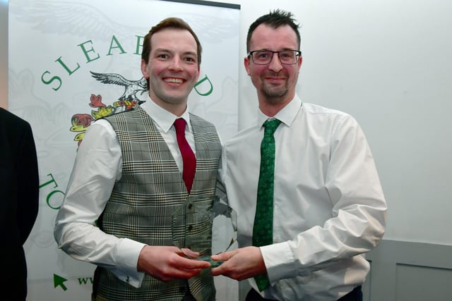 💚 Proud Moment for the Greens! 💚

It was fantastic to sponsor the Sporting Endeavour Award at the Sleaford Awards ceremony. Our chairman had the honour of presenting the award to Jimmy Dexter – a truly deserving recipient! 👏🎉

#WeAreGreens #GreenArmy
