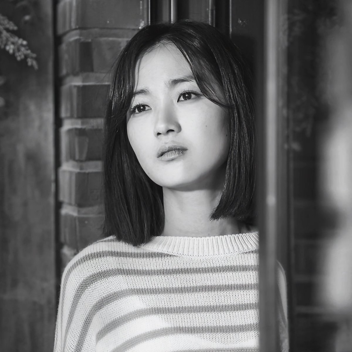 kiddowanttoeat's tweet photo. in her footsteps.
— a local alternate universe of 𝓦𝓸𝓸𝓱𝔂𝓮.

"in the hills' quiet, amidst the whispers of the fields, love found its place, Bagas."

contains;
angst with romance &amp; fluff—farm life; slice of life. https://t.co/d8zLPhTwAG