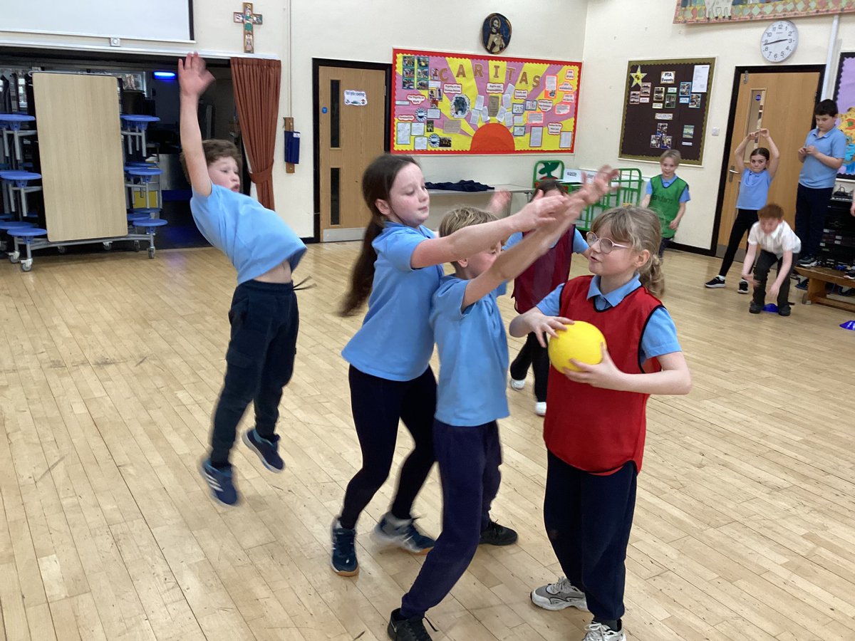 St Joseph's RC Shaw tweet media