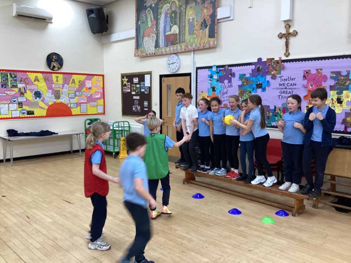 St Joseph's RC Shaw tweet media