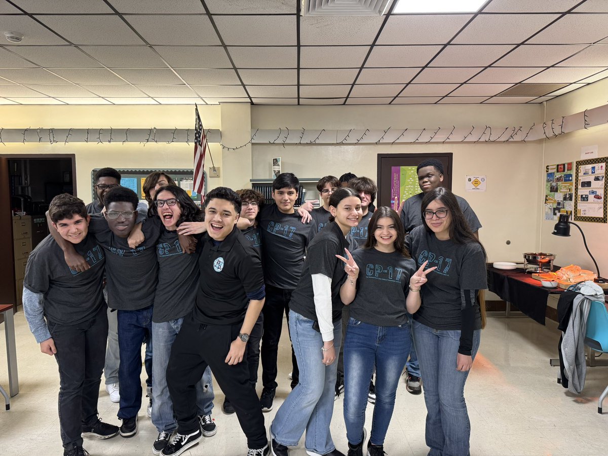 mlecITacad's tweet image. CyberPatriot XVII! MLEC Jaguars getting ready for the semi finals! First time we have two platinum teams hit this milestone! So proud of them! Let’s go Jaguars! @MLECJaguars @mlecITclub @MLECPrin @CTEMiami @drldiaz @NAFMiami @NAFCareerAcads