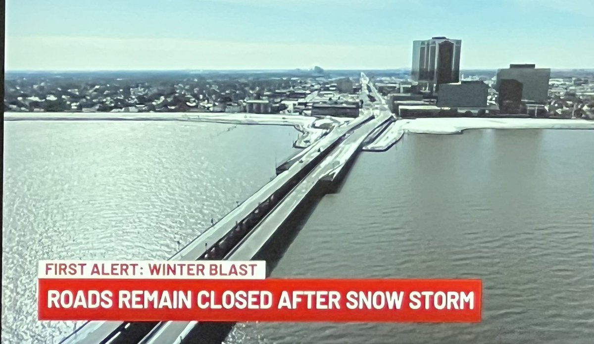 LizReyesFOX8's tweet photo. Good morning live @FOX8NOLA #news #nola we have latest on which roads are still closed and when they could reopen today #closedroads #nola #winterblast. https://t.co/cmZBbG3xHy