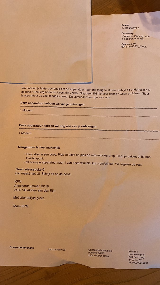 MarkHogerwerf's tweet photo. @KPNwebcare Hoe stop ik dit verzoek ? Ik heb nooit een 2e modem gekregen van jullie. Al 2 keer contact opgenomen met de helpdesk (2x 10-15 min. wachten..) om dit uit te leggen, 2x notitie gemaakt, niets helpt. 
Ik ben geen klant meer, en dat blijft zo. https://t.co/d5AUfRhPiS