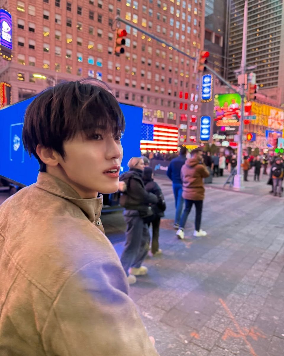 Taken by girlfie. (Latihan)