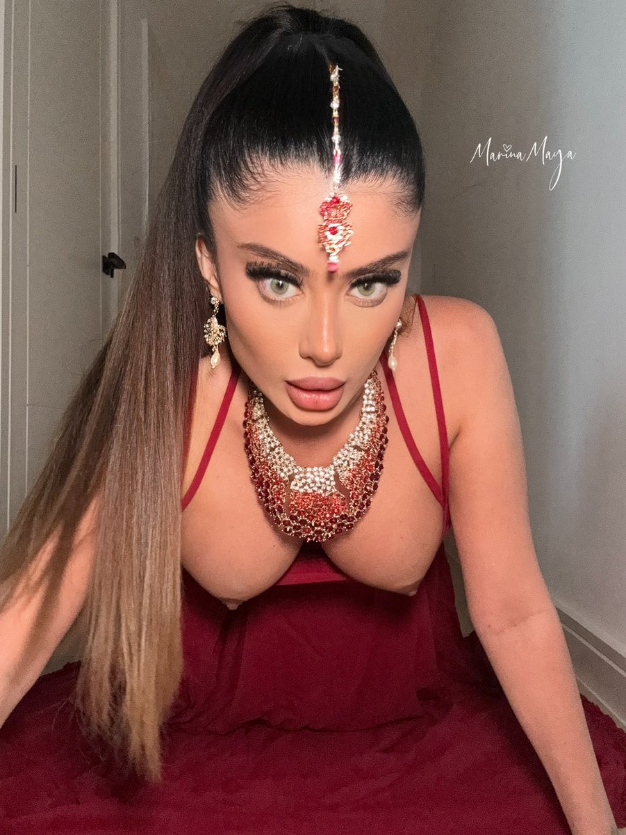 The jewellery stays on whilst we fuck 