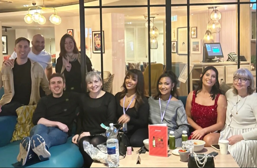 These guys are giving nothing away! 
#TheTraitors #Traitors