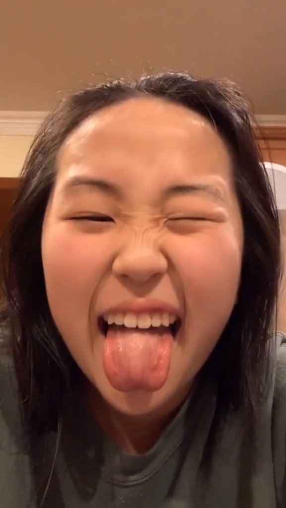dohtrib's tweet photo. 😖😜 https://t.co/onT52nuzRU