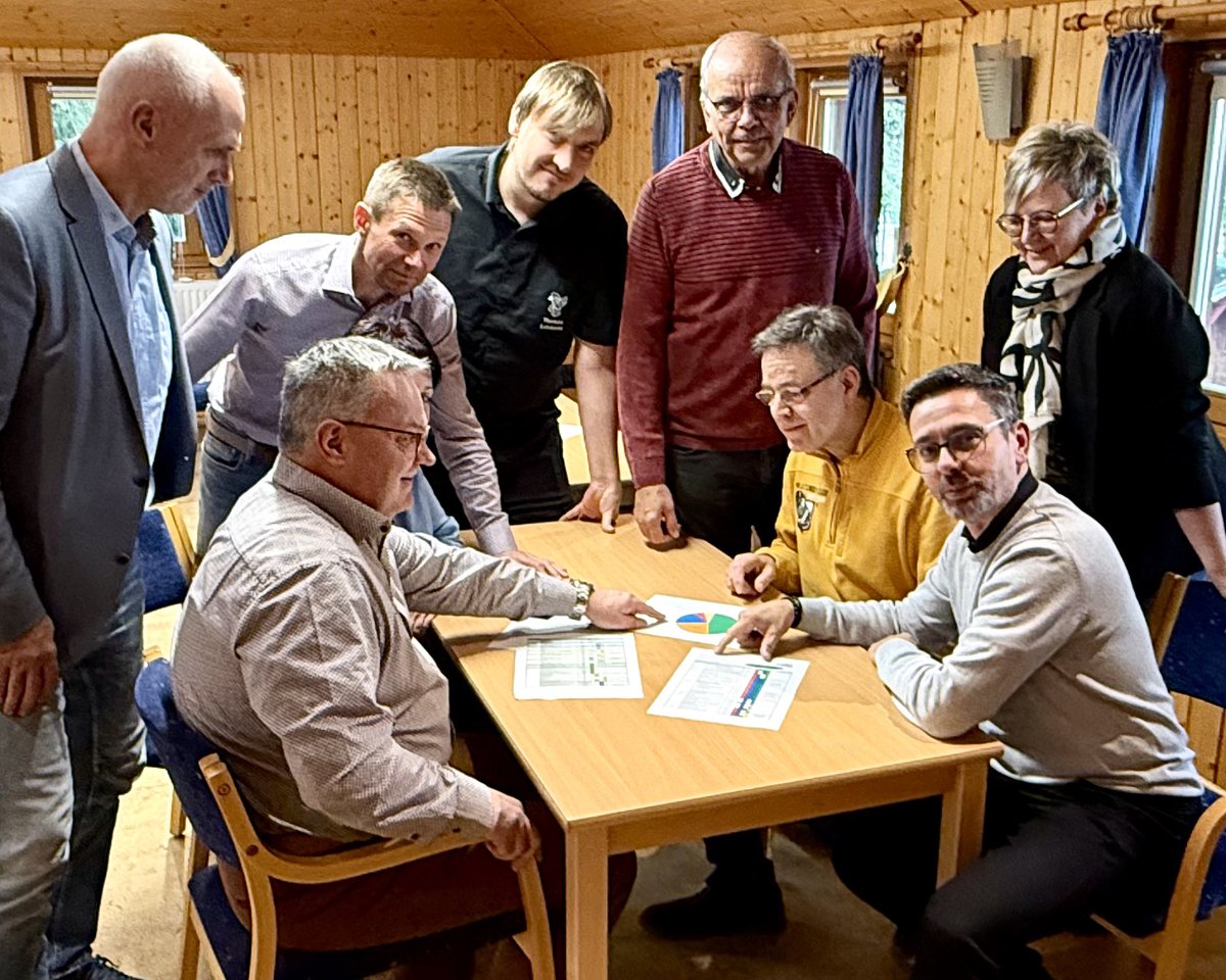 🚀 Auftakt in ein spannendes Jahr für unsere fünf KiEZe in Sachsen. Wir planen Projekte und wichtige Investionen für 2025, um den Aufenthalt in unseren Häusern noch attraktiver zu machen. Ohne die Förderung des Freistaates Sachsen wäre die tolle Entwicklung nicht möglich.