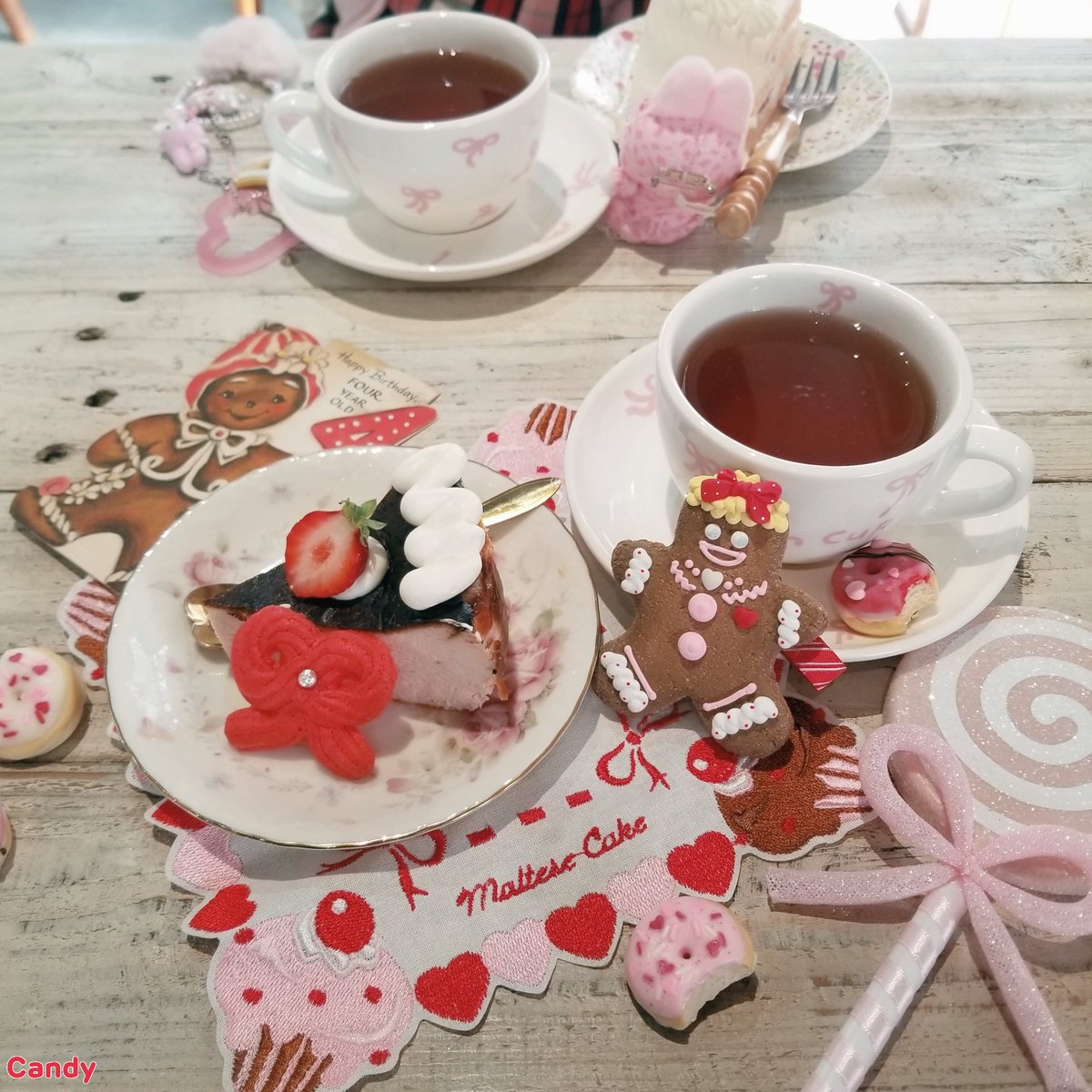 Candy tweet media