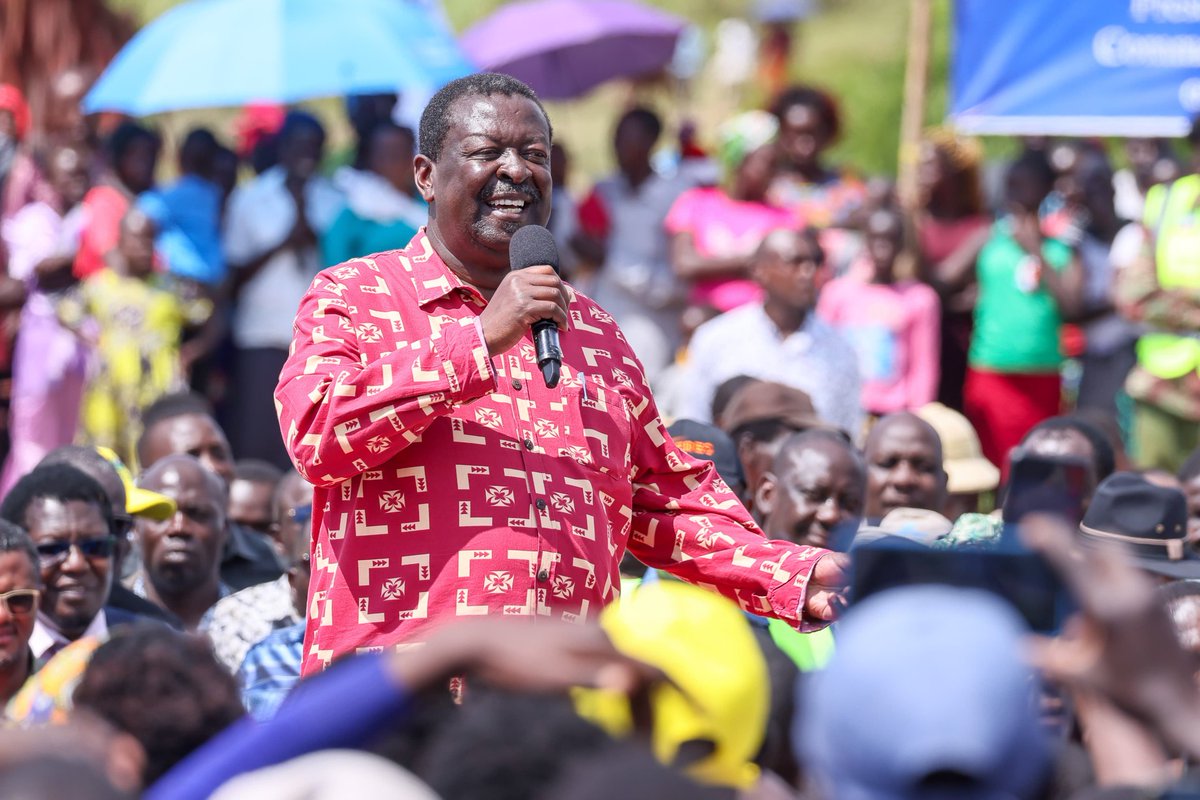 BaksKenya's tweet photo. President Ruto and Musalia Mudavadi’s commitment to improving Western Kenya through infrastructure and policy reforms is paving the way for a brighter future for the region. Western Kenya Empowered #MulembeDevelopmentTour https://t.co/QTNp3VSlhh
