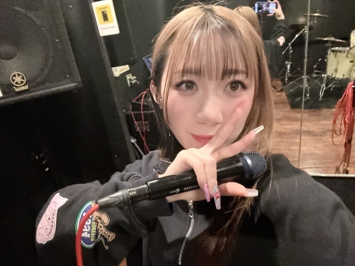 1.26最後のスタジオ🎤
明日はダンスリハ❤️‍🔥
まだまだ本番まで仕上げていきます🤝
楽しみにしといてね🔥
