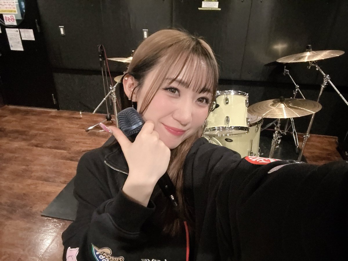 ichinosecoco's tweet photo. 1.26最後のスタジオ🎤
明日はダンスリハ❤️‍🔥
まだまだ本番まで仕上げていきます🤝
楽しみにしといてね🔥 https://t.co/1WJUFOHPi3